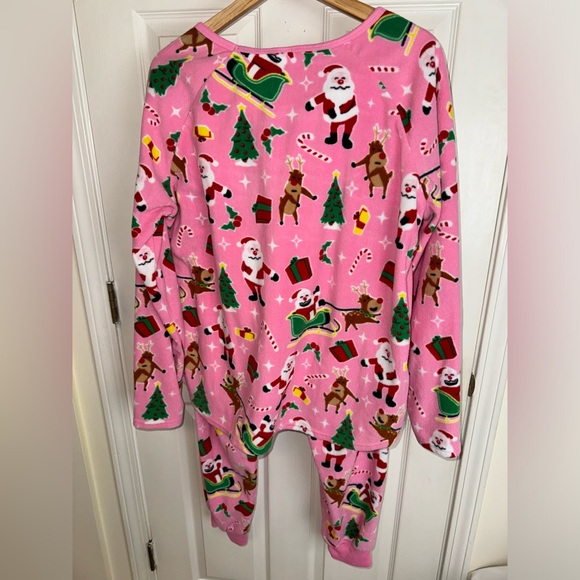 Holiday Pajamas Women’s XL - Picture 3 of 7